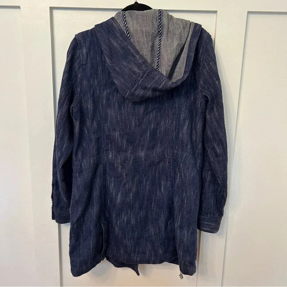 Cabi Adventure Anorak Hooded Denim Jacket Medium Wash Size M 100% Cotton - Picture 3 of 10